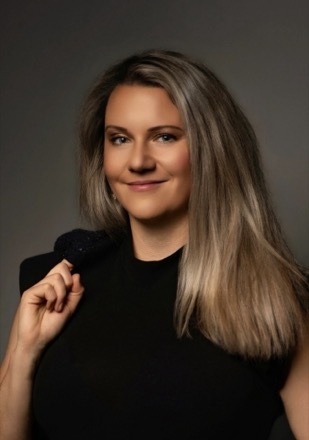 Nora Uhlířová
